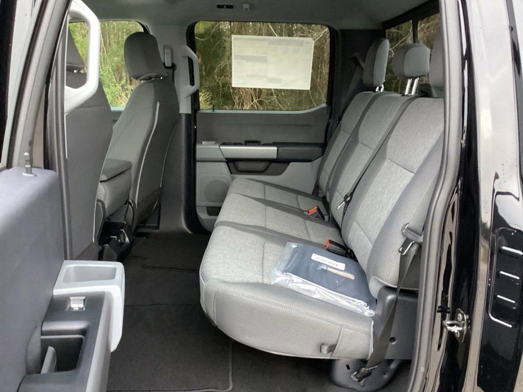 New 2026 Ford F250 XL w/ STX Appearance Package AWD/4WD image 40