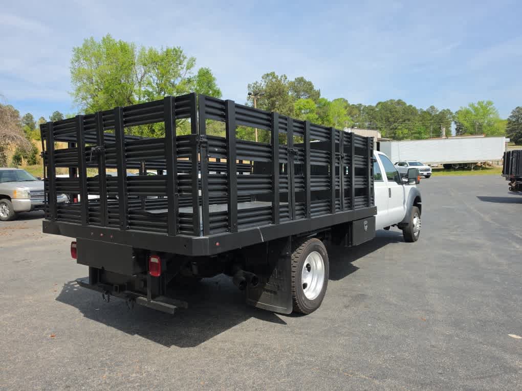 Used 2016 Ford F550 2WD Crew Cab Super Duty image 3