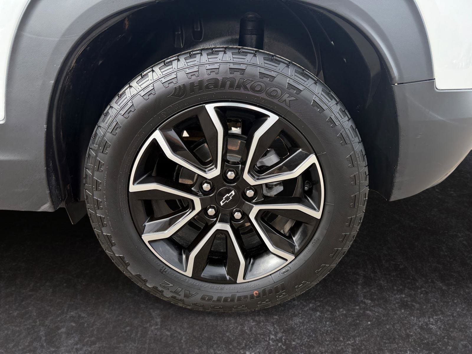 Used 2024 Chevrolet TrailBlazer ACTIV w/ Convenience Package image 29