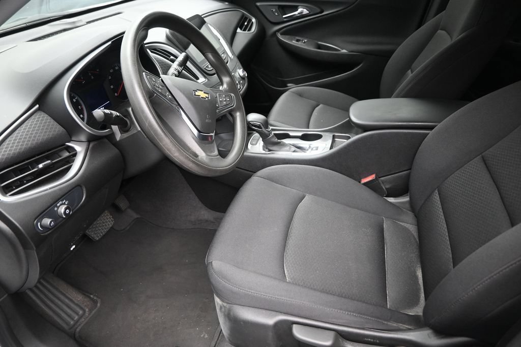 Used 2024 Chevrolet Malibu LS FWD image 12