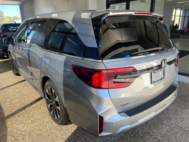 New 2026 Honda Odyssey Elite image 4