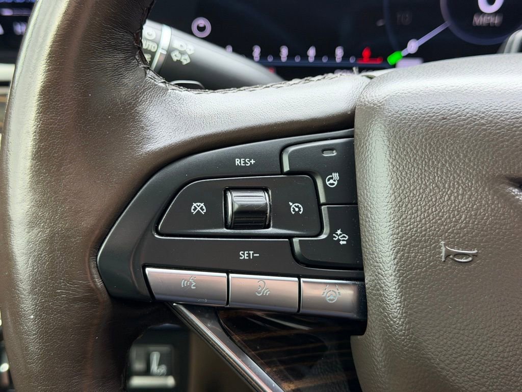 Used 2022 Cadillac Escalade ESV Sport w/ Touring Package AWD/4WD image 17