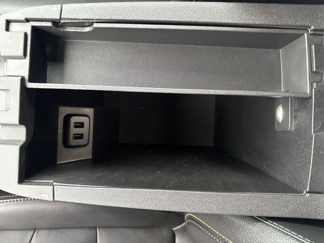 Used 2023 Chevrolet Equinox Premier AWD/4WD image 30