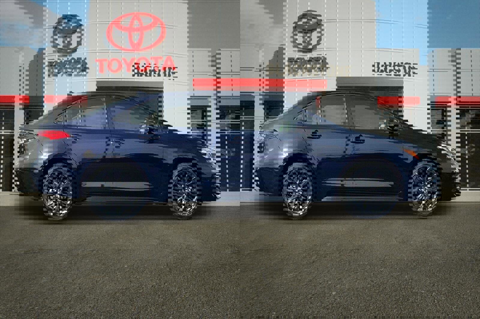 Certified 2026 Toyota Corolla SE w/ SE Premium Package image 2