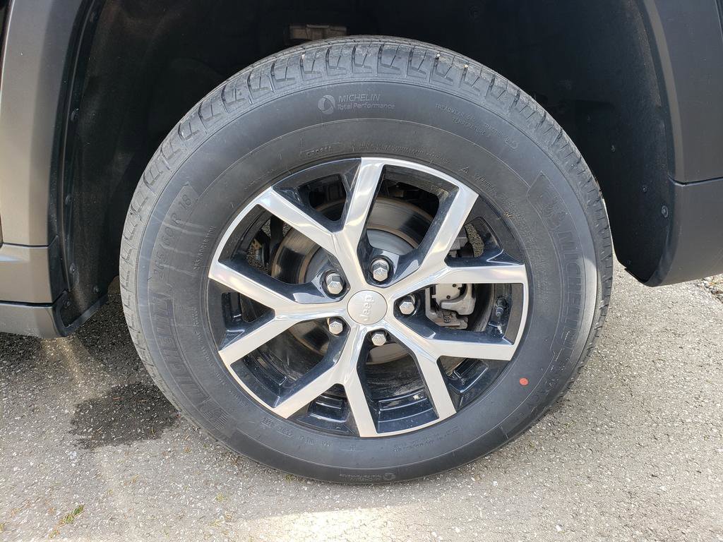 New 2025 Jeep Grand Cherokee Limited image 24