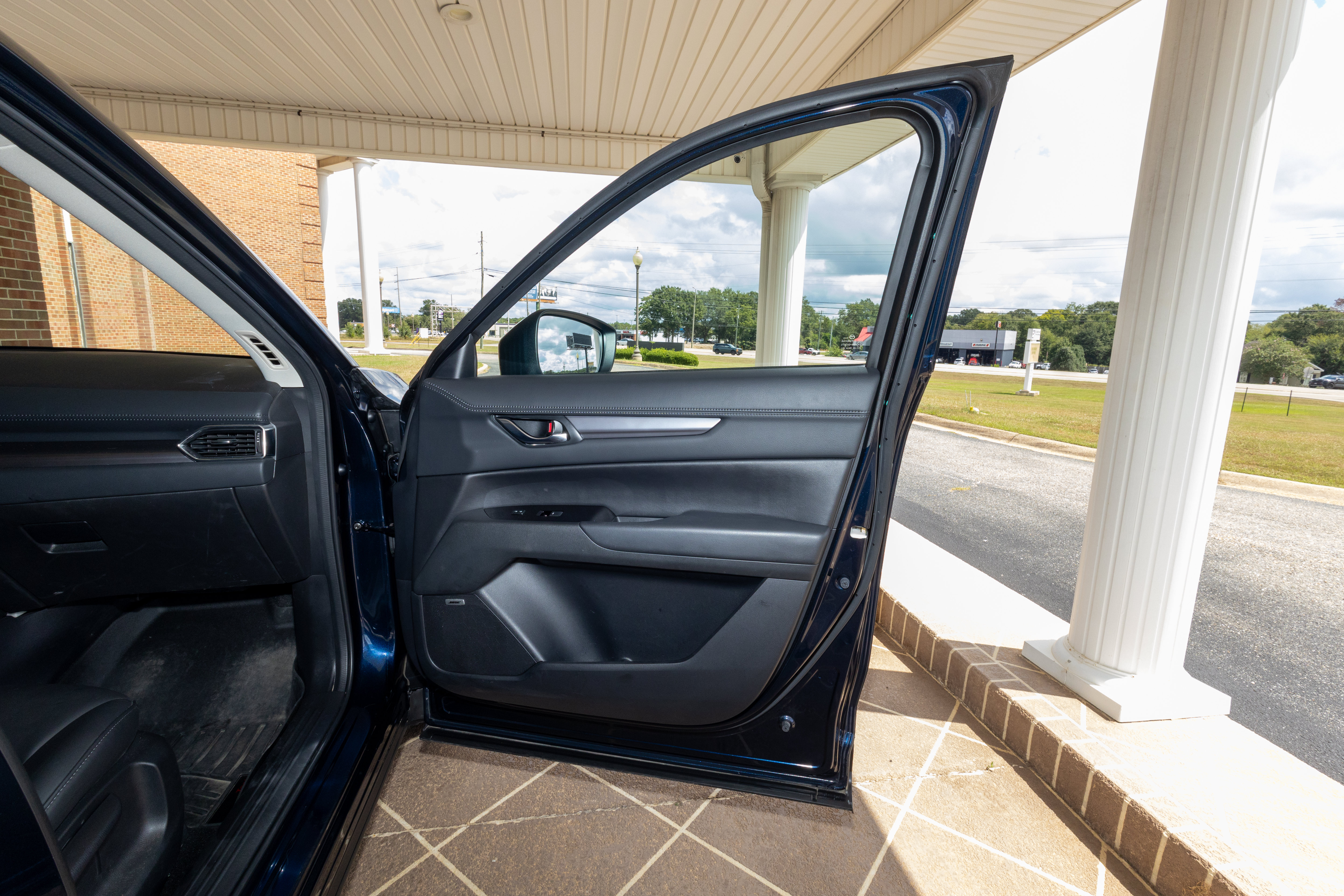 Used 2020 MAZDA CX-5 Touring AWD/4WD image 21