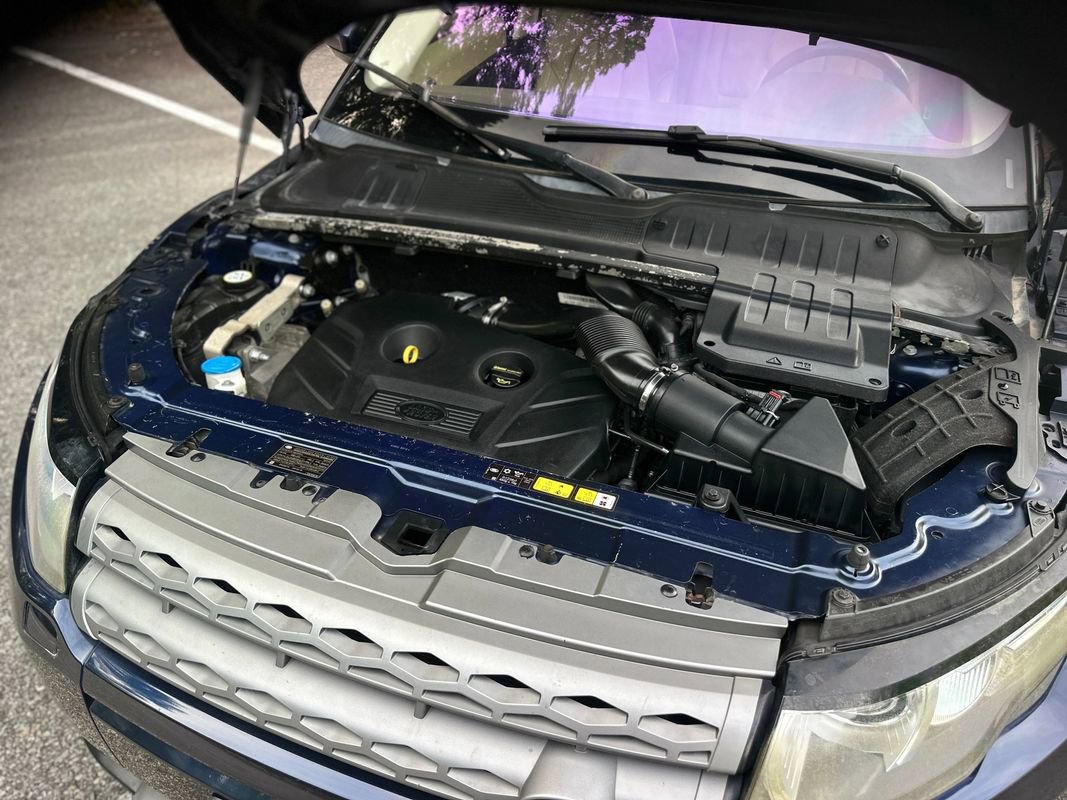 Used 2015 Land Rover Range Rover Evoque Pure Plus image 31