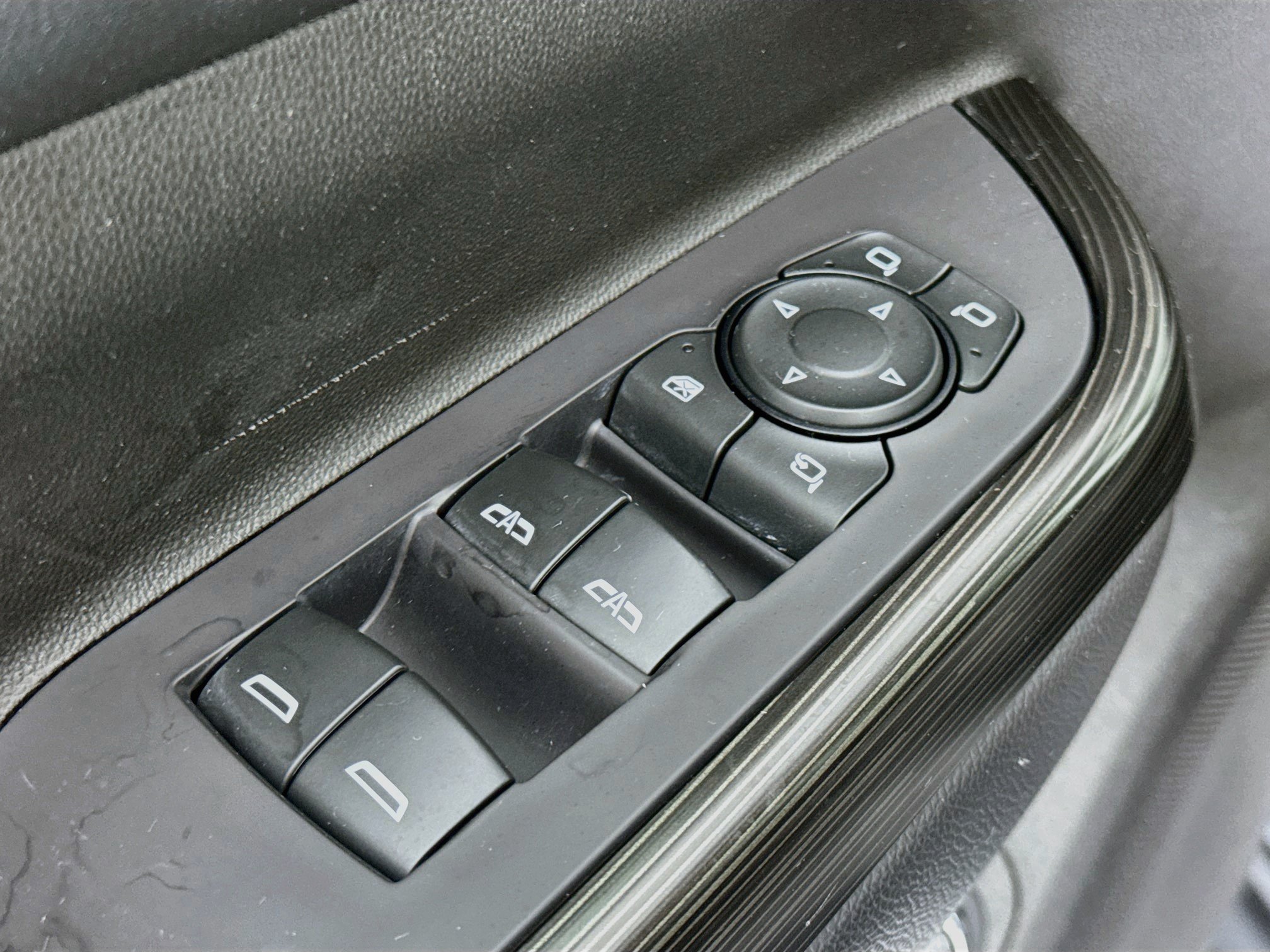 Used 2021 GMC Acadia SLT w/ Technology Package FWD image 17