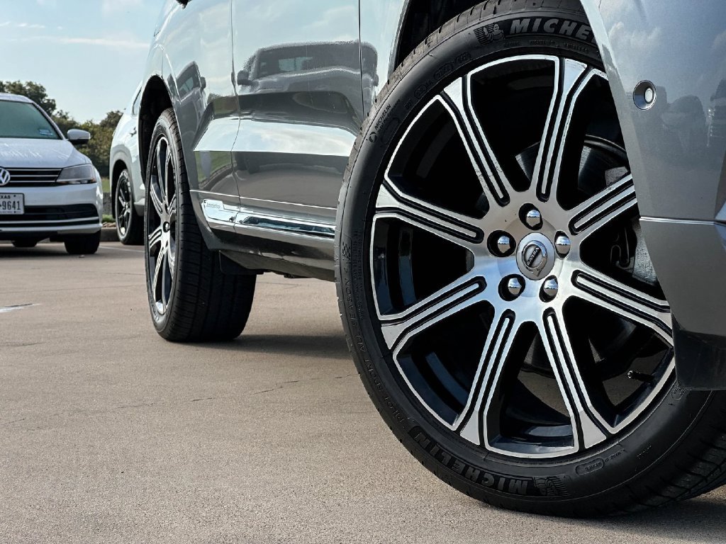 Used 2019 Volvo XC60 T5 Inscription w/ Protection Package Premier FWD image 9