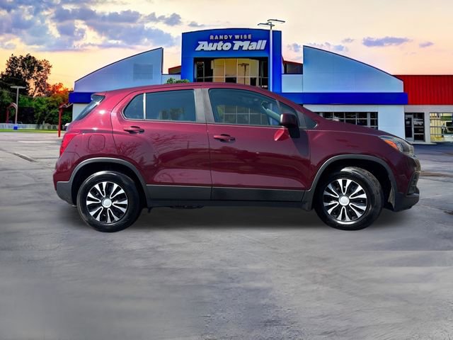 Used 2017 Chevrolet Trax LS image 8