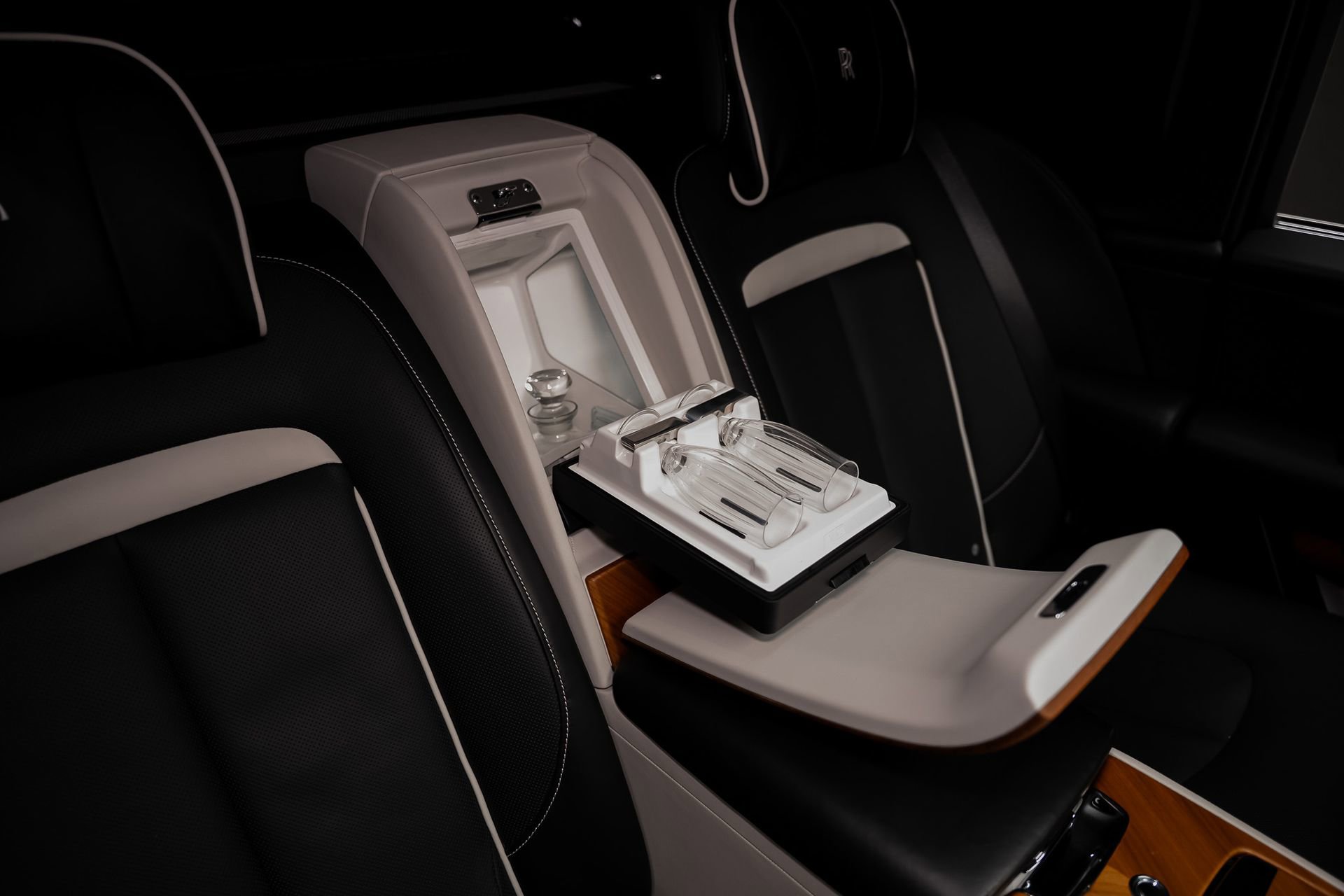 Used 2019 Rolls-Royce Cullinan AWD/4WD image 73