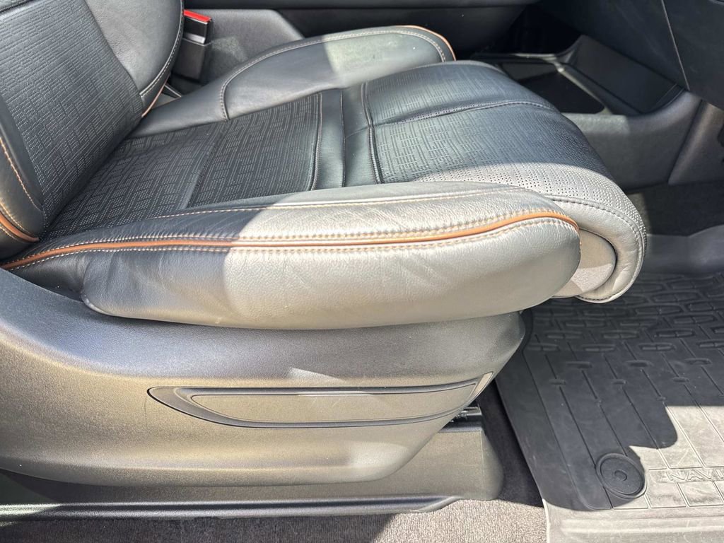 Certified 2023 Lincoln Navigator Black Label image 13