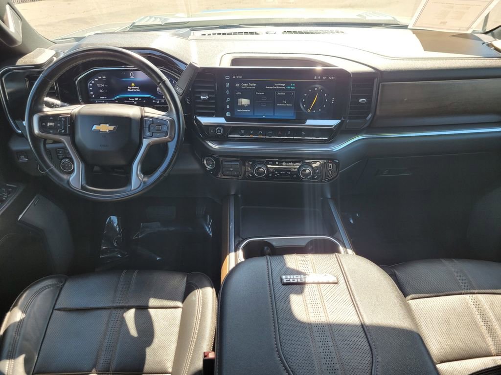 Used 2024 Chevrolet Silverado 3500 High Country w/ Z71 Off-Road Package image 13