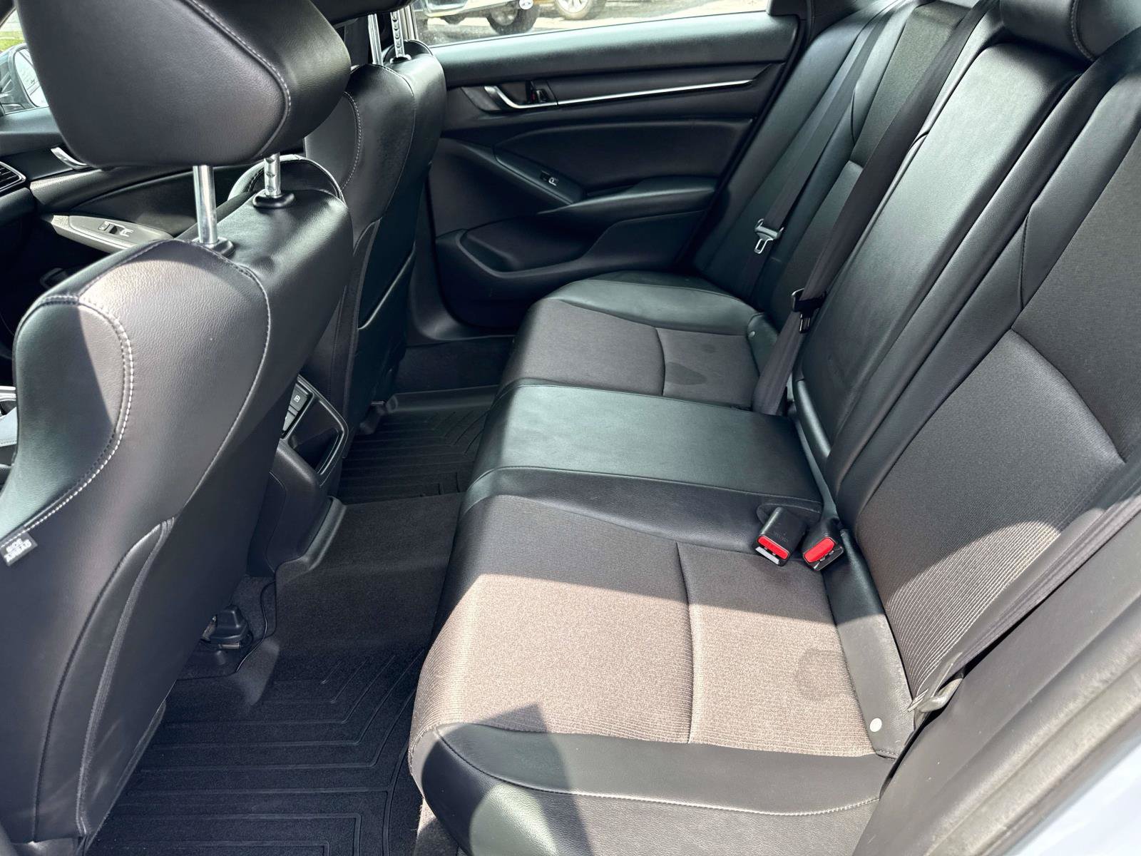 Used 2022 Honda Accord Sport image 27