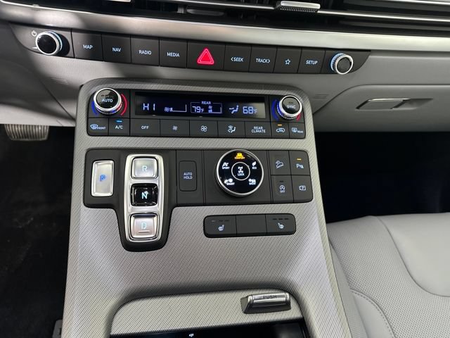Certified 2025 Hyundai Palisade SEL AWD/4WD image 37