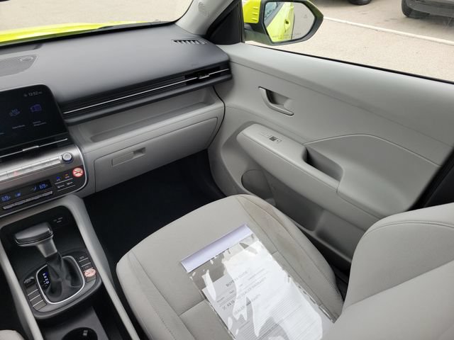Used 2025 Hyundai Kona SEL FWD image 15