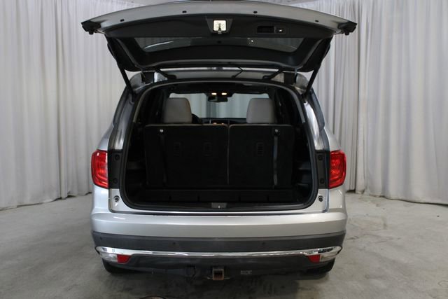 Used 2017 Honda Pilot Touring image 36