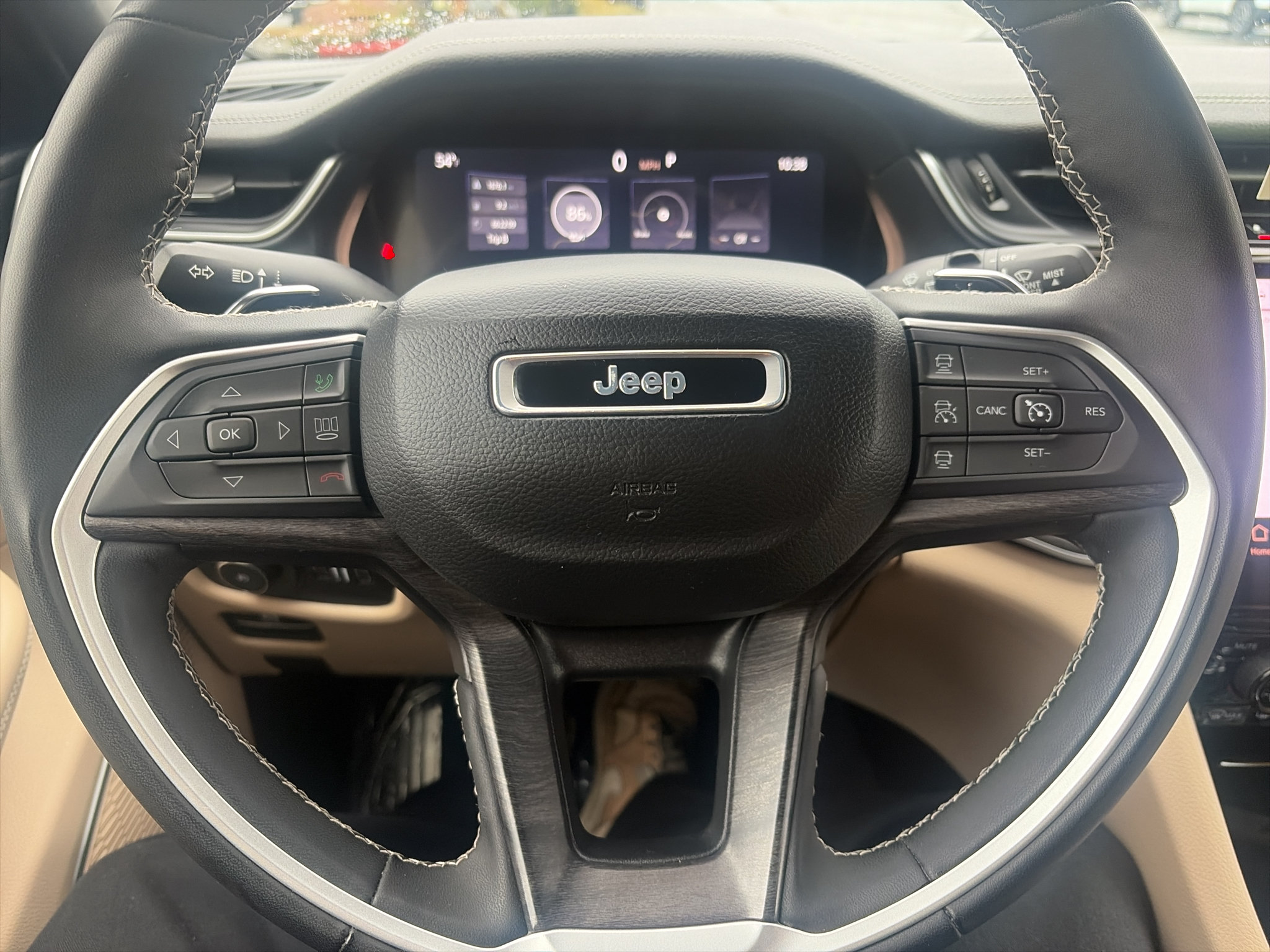 Used 2024 Jeep Grand Cherokee Limited 4xe AWD/4WD image 8