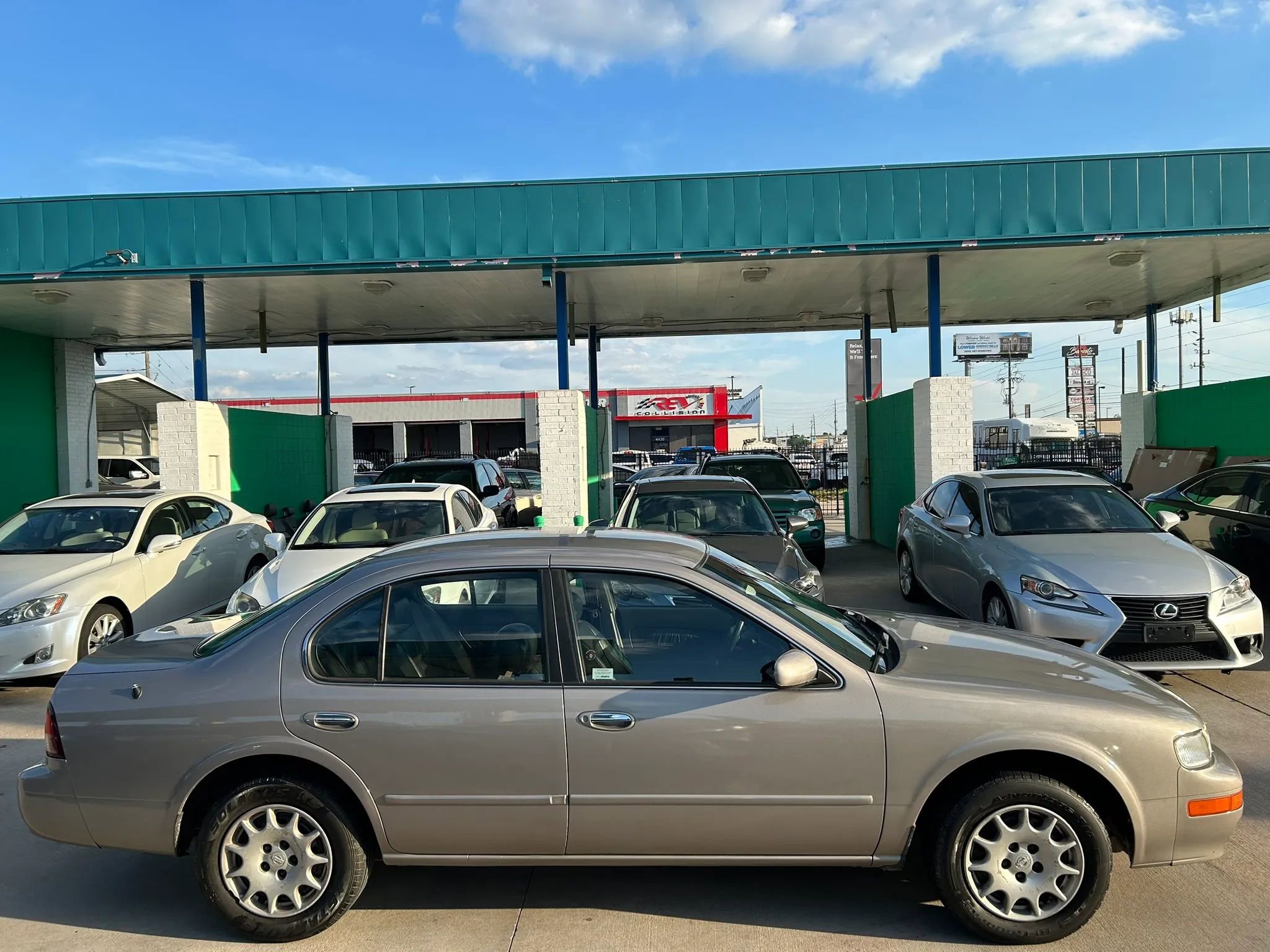 Used 1999 Nissan Maxima SE FWD image 6