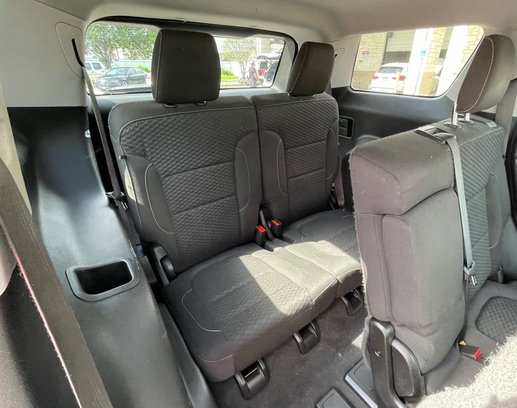 Used 2018 GMC Acadia SLE FWD image 35