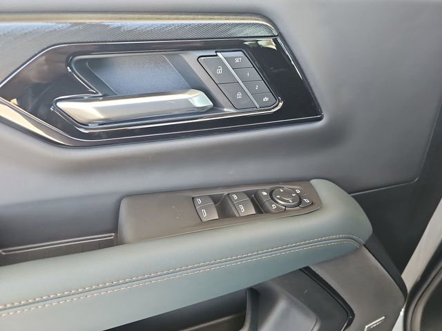 New 2026 GMC Yukon XL AT4 w/ AT4 Premium Package image 23