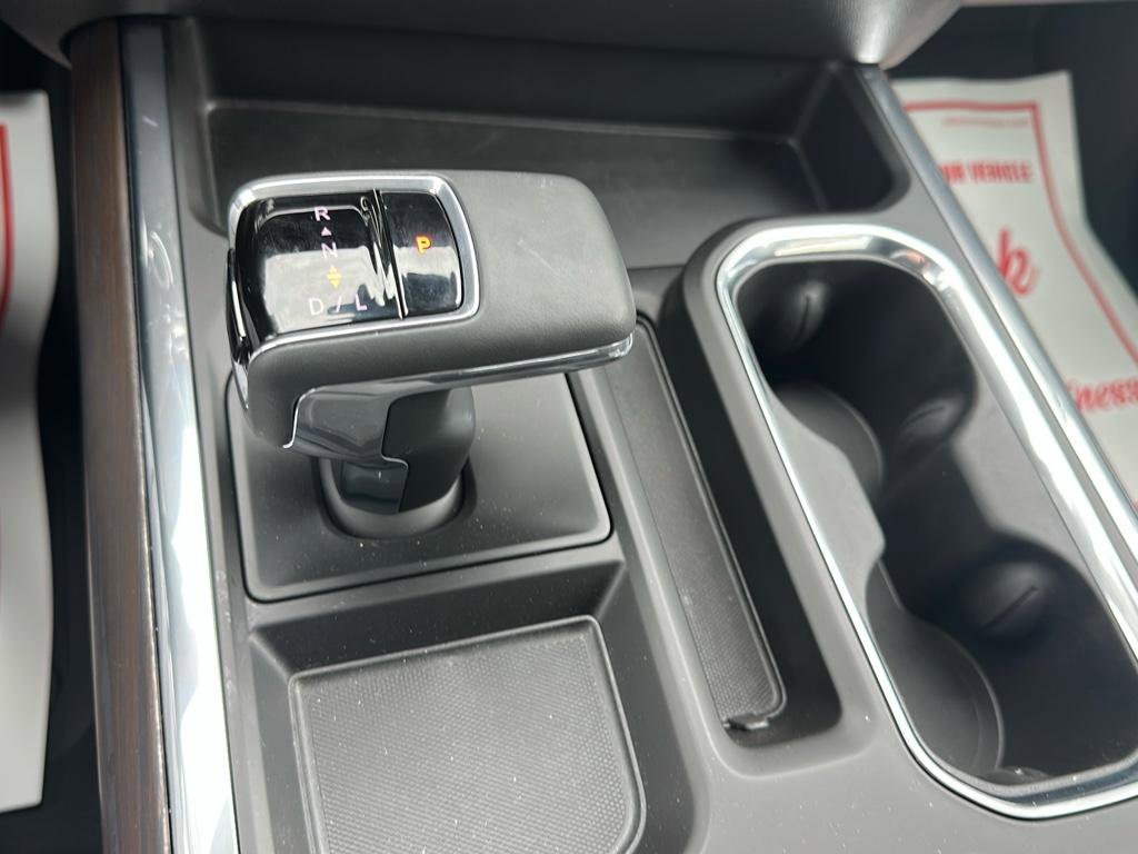 Used 2025 GMC Sierra 1500 SLT w/ SLT Premium Plus Package image 18