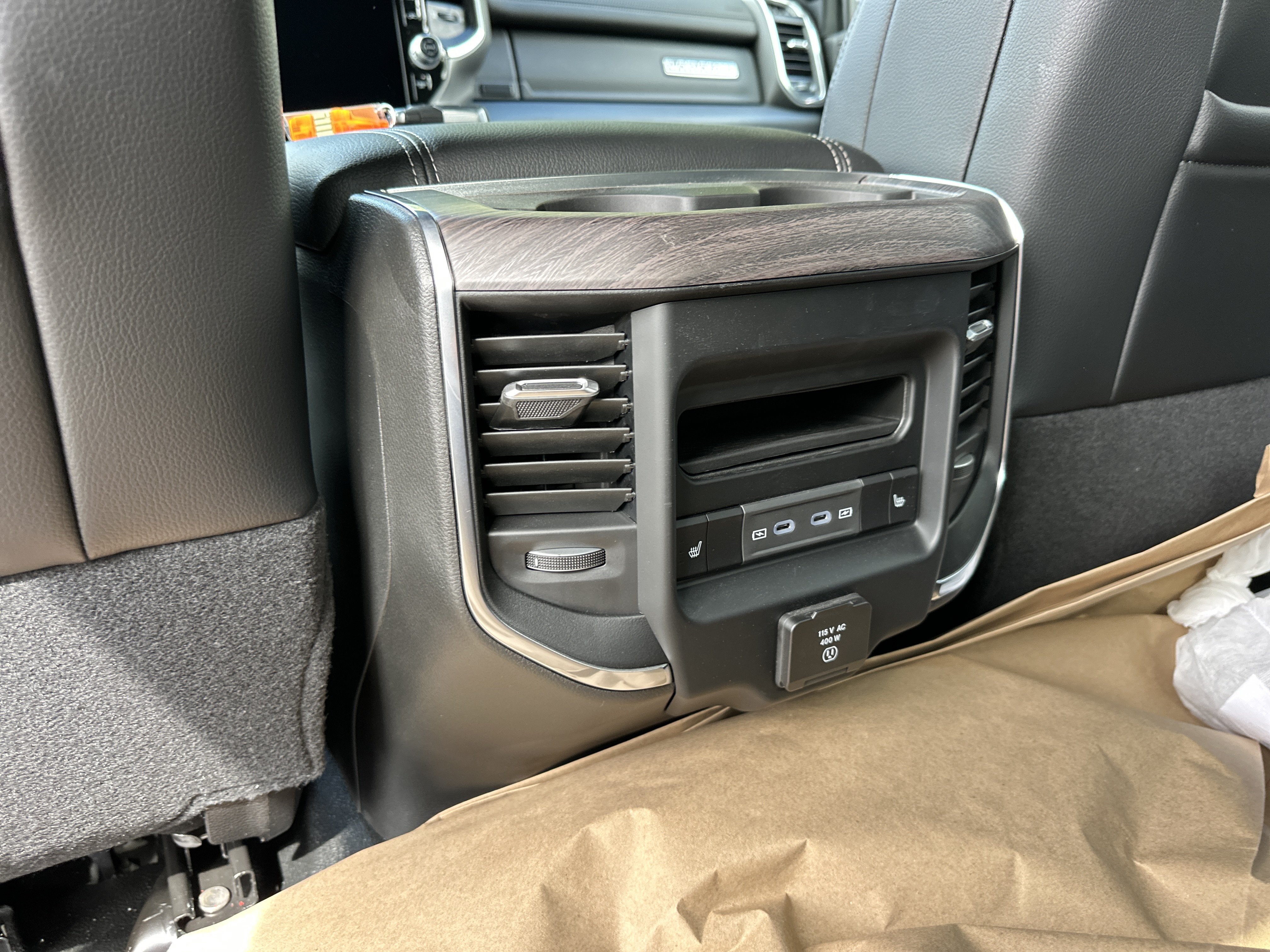 New 2027 RAM 5500 4x4 Crew Cab w/ Laramie Trim Package image 29