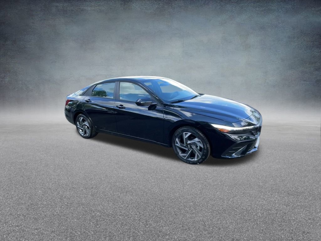 Used 2025 Hyundai Elantra Sport image 27