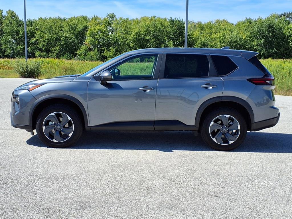 Used 2024 Nissan Rogue SV image 23