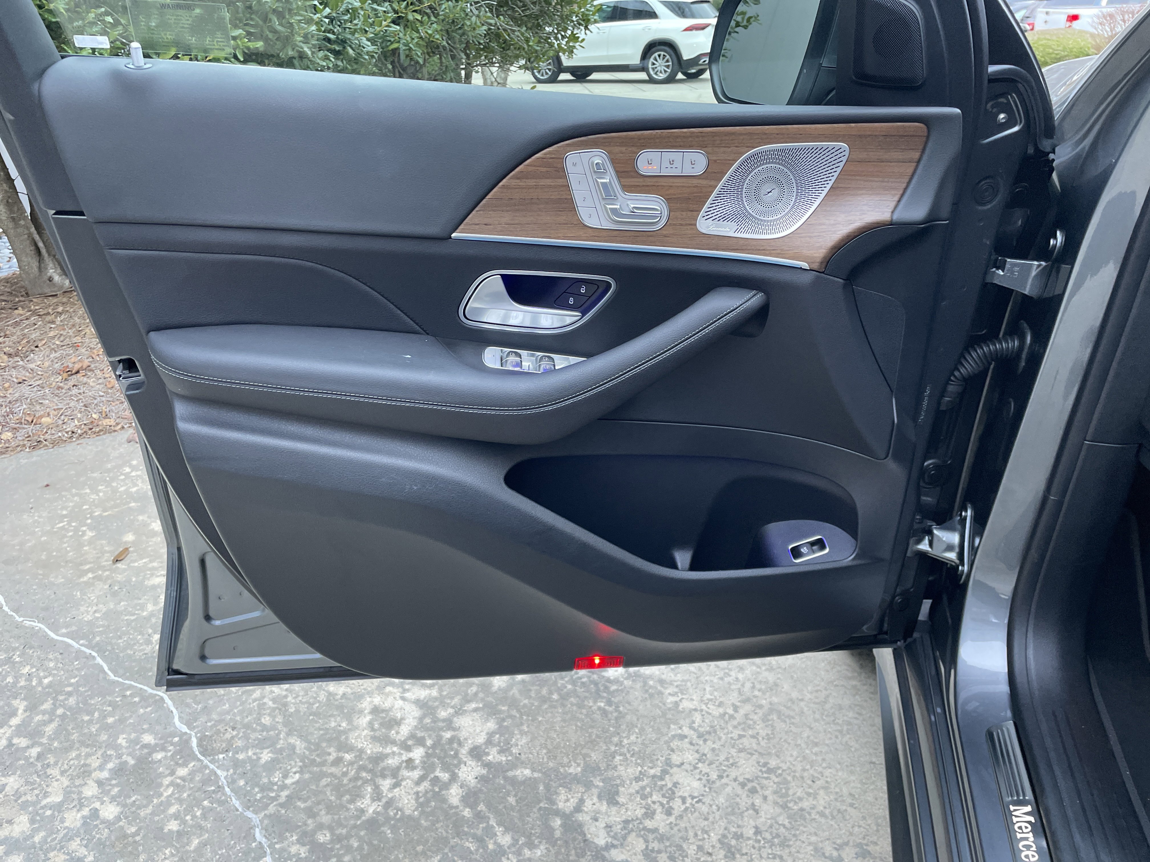 Certified 2025 Mercedes-Benz GLE 350 4MATIC image 16