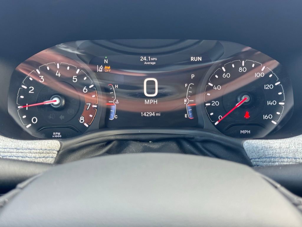 Certified 2025 Jeep Compass Latitude image 14