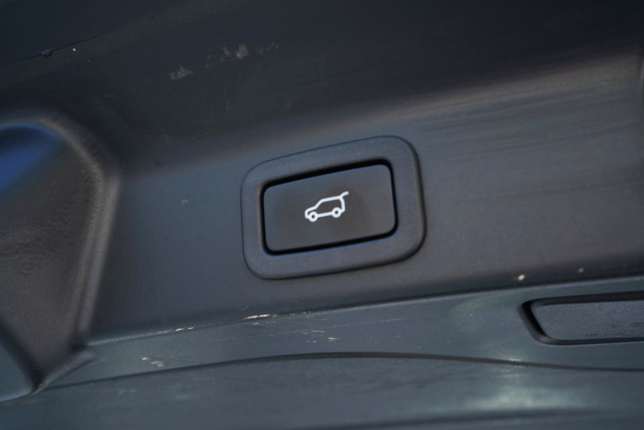Used 2020 Jaguar F-PACE R-Sport AWD/4WD image 59