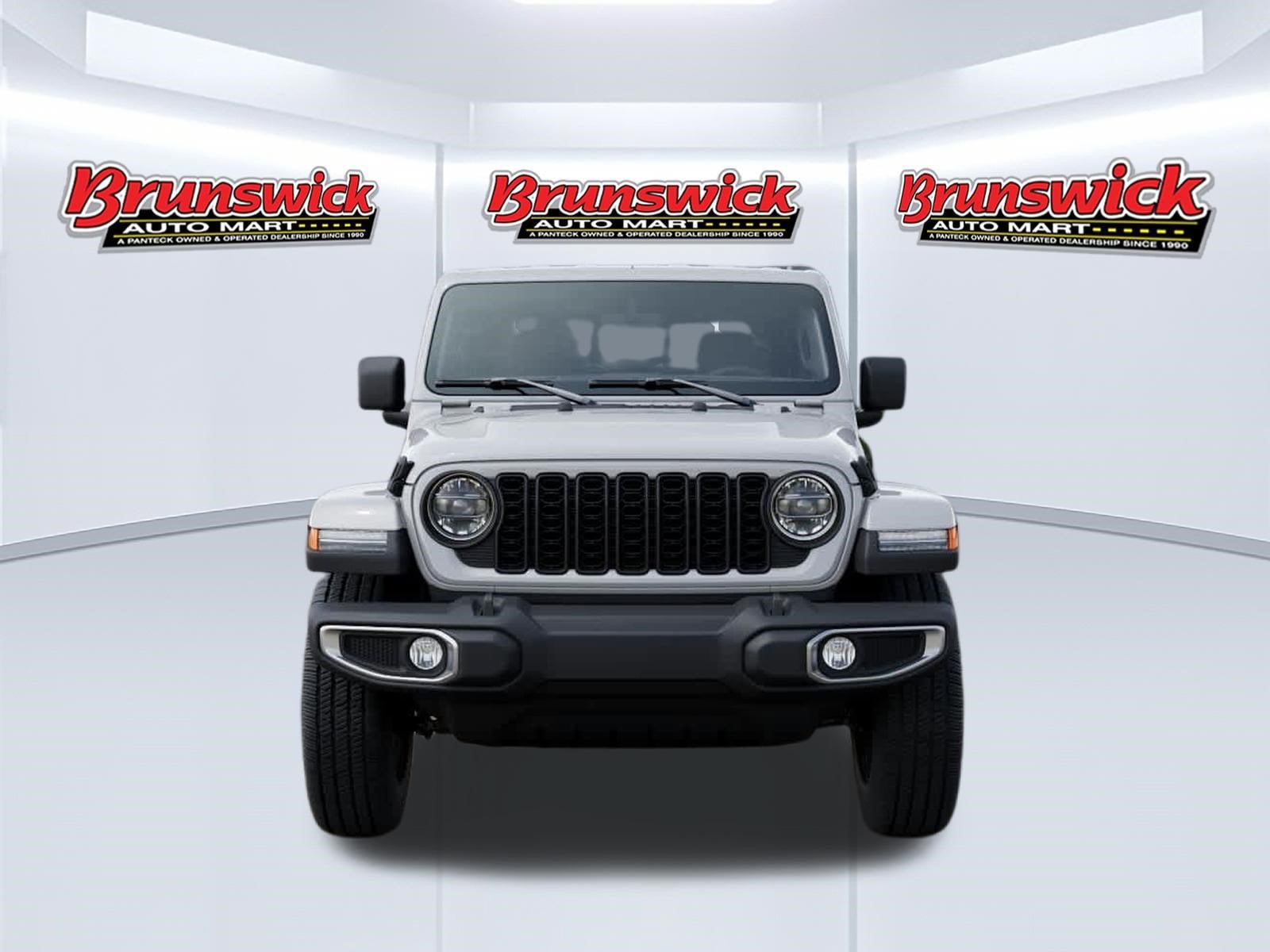 New 2026 Jeep Gladiator Sport AWD/4WD image 6