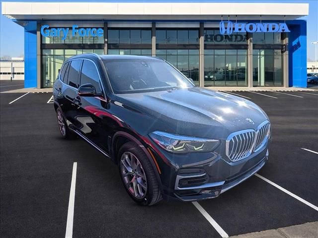Used 2023 BMW X5 sDrive40i w/ Premium Package RWD image 1