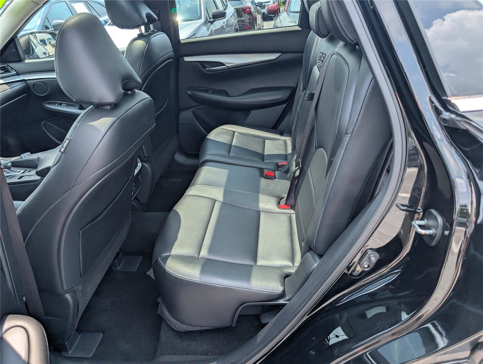 Used 2019 INFINITI QX50 Luxe AWD/4WD image 15
