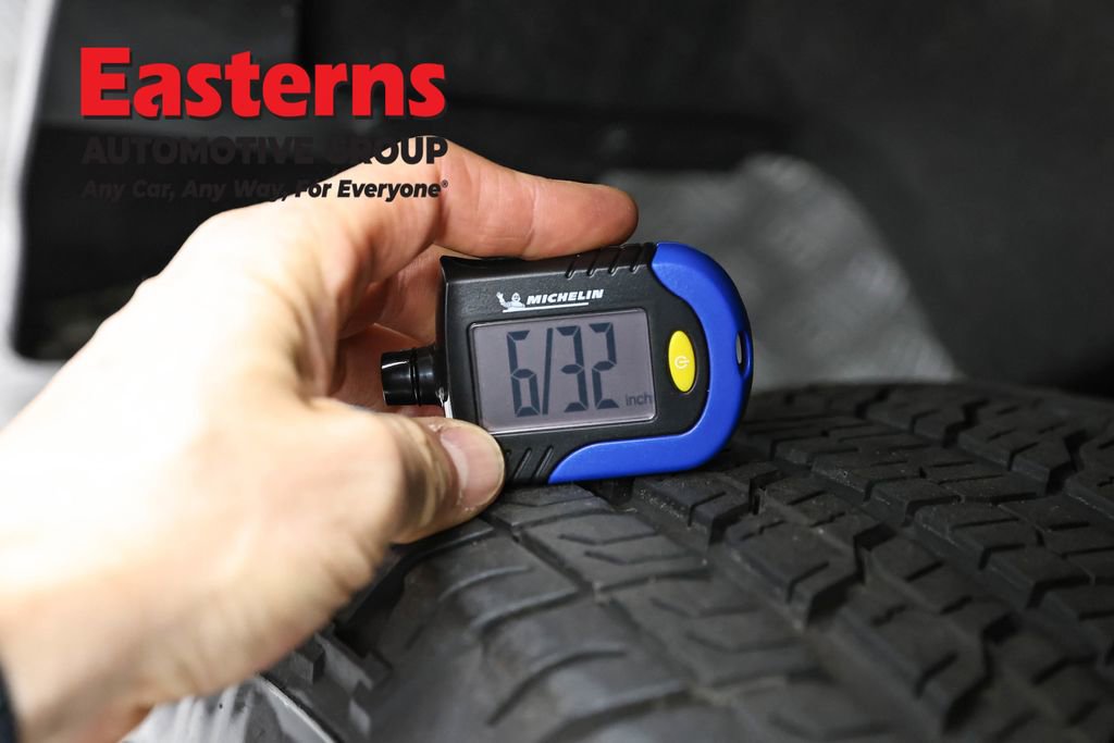 Used 2023 Chevrolet Colorado W/T RWD image 23