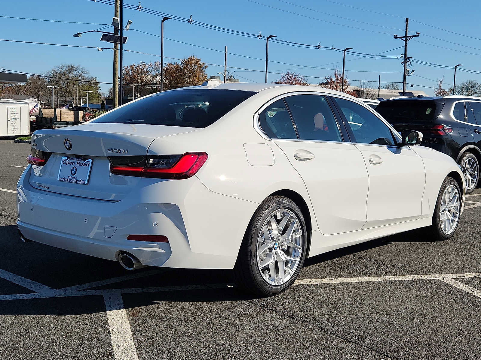Used 2026 BMW 330i xDrive Sedan w/ Convenience Package image 6