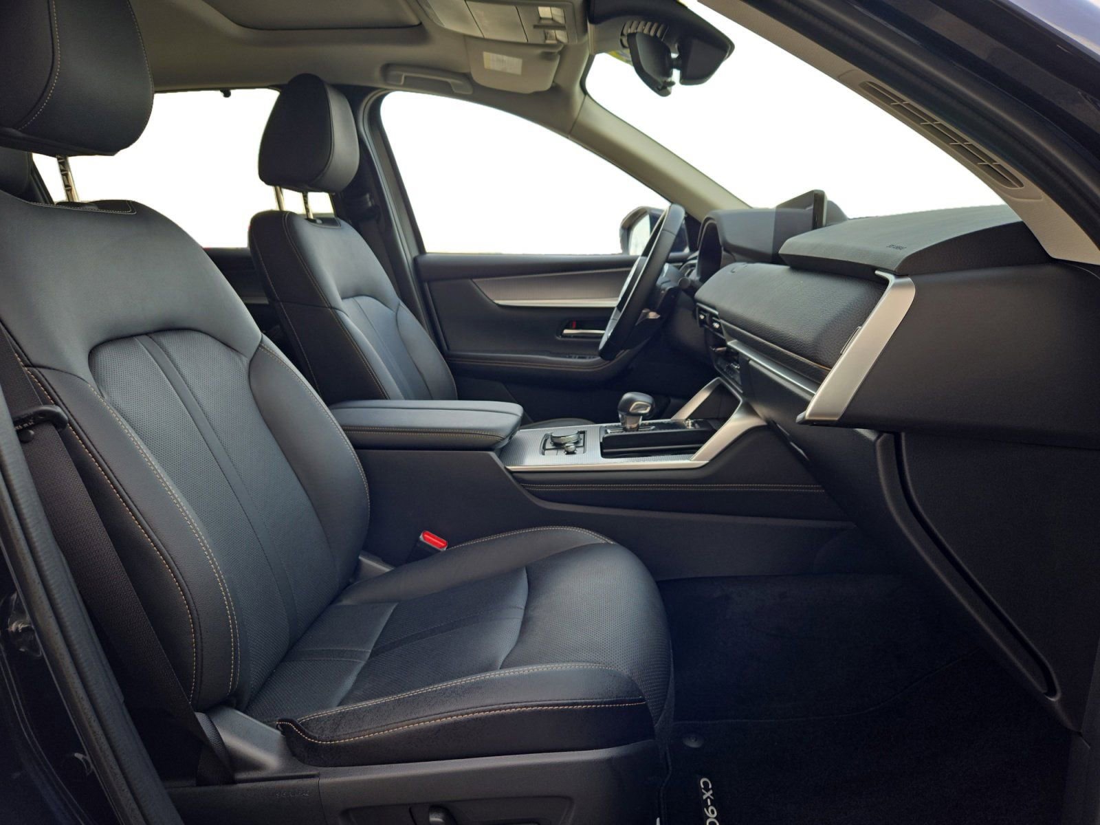 Used 2025 MAZDA CX-90 Plug-In Hybrid w/ Preferred image 15