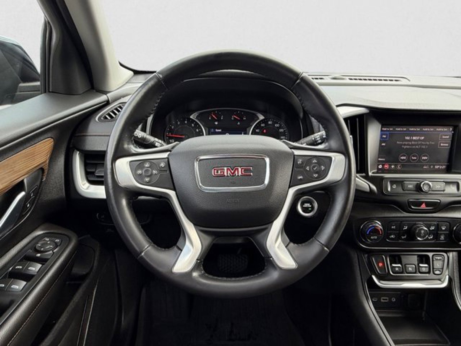 Used 2021 GMC Terrain SLE w/ Driver Convenience Package image 14