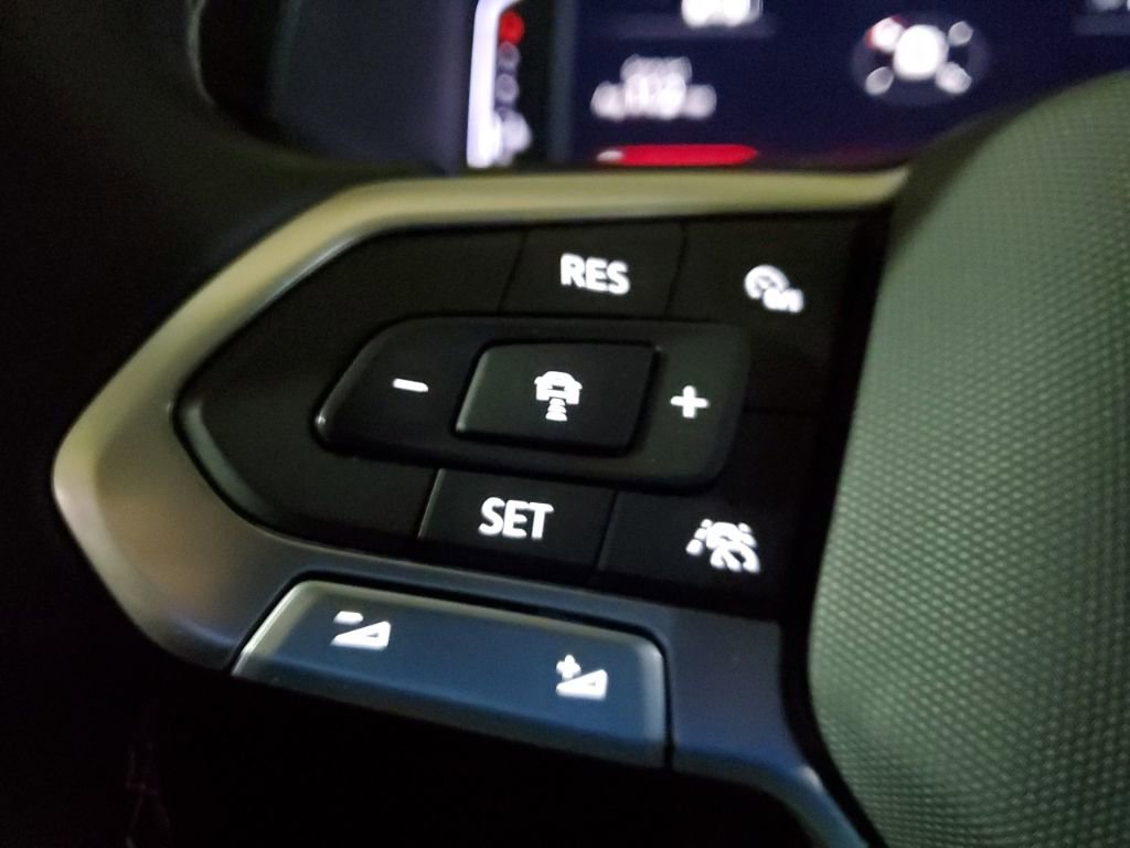 Certified 2023 Volkswagen Taos SEL image 69