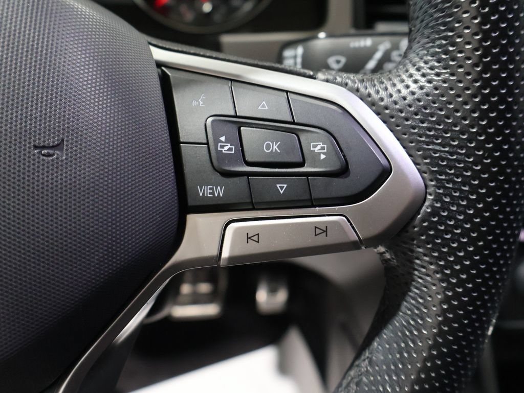 Used 2020 Volkswagen Atlas Cross Sport SE w/ Panoramic Sunroof Package AWD/4WD image 38