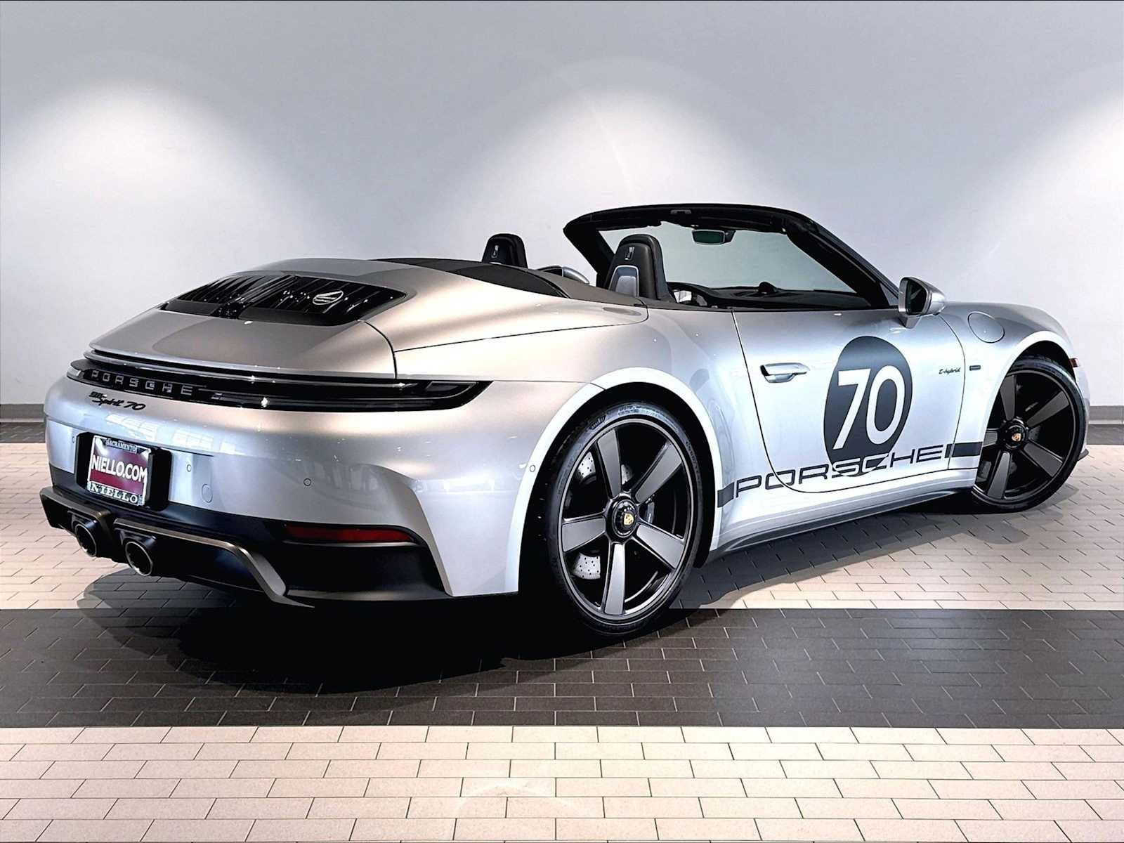 New 2026 Porsche 911 GTS RWD image 7