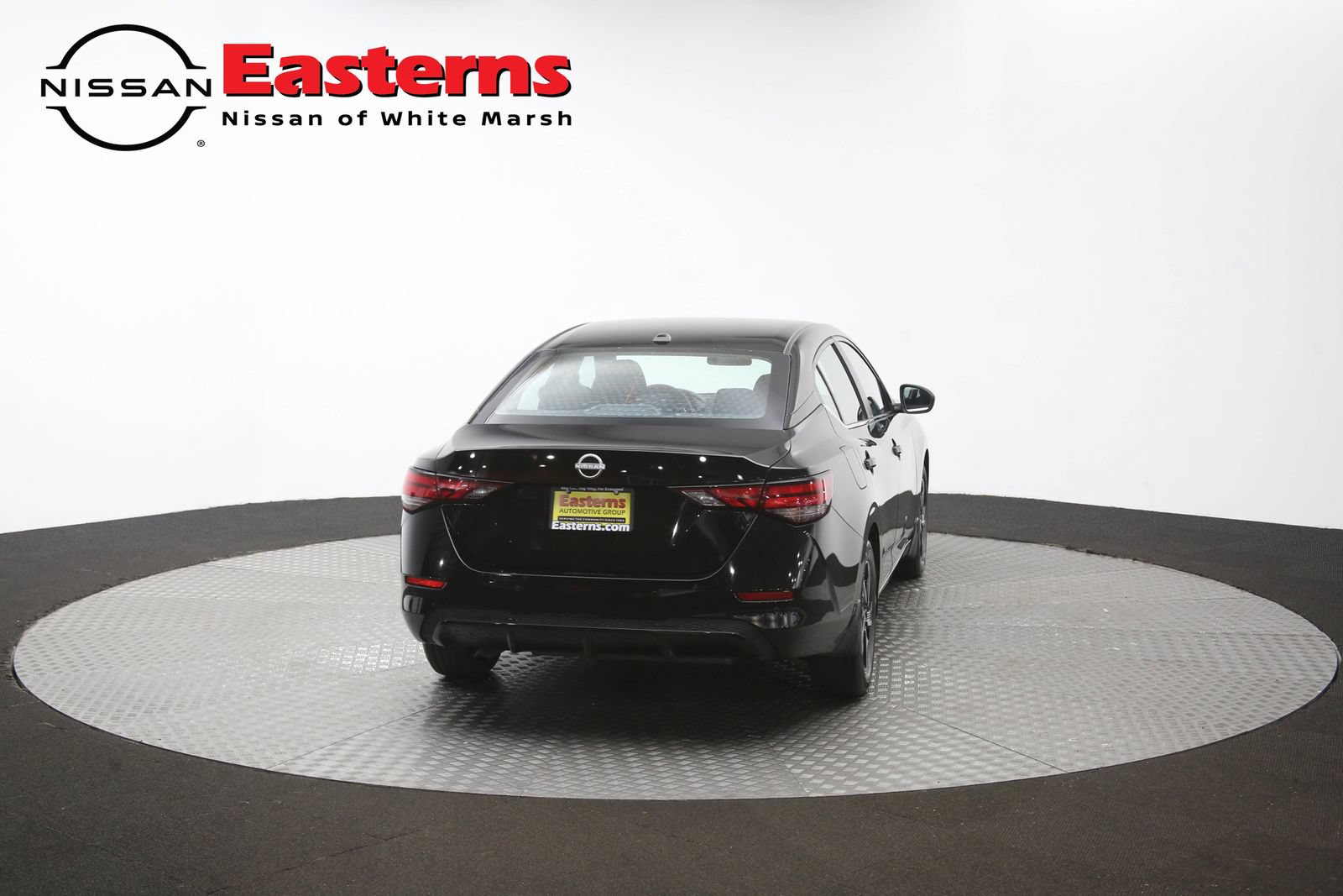 Used 2025 Nissan Sentra SV FWD image 37