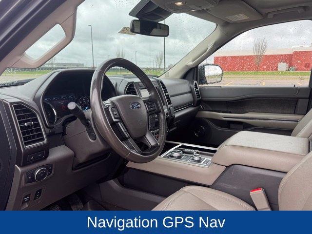 Used 2019 Ford Expedition Limited w/ Equipment Group 302A AWD/4WD image 9