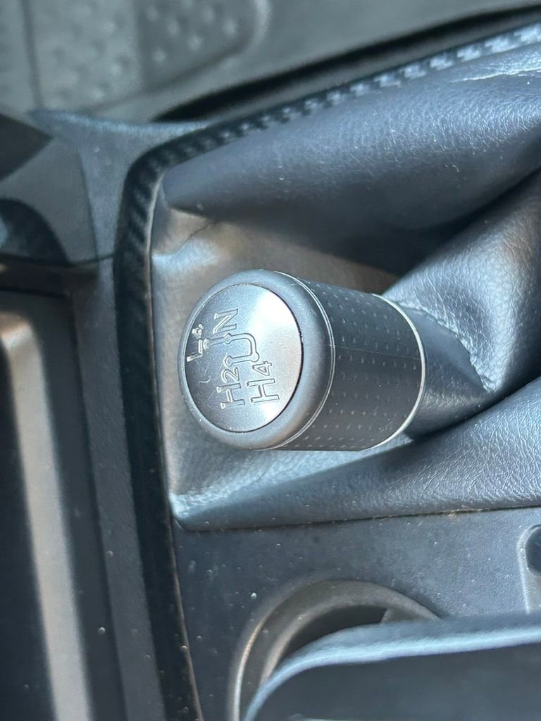 Used 2019 Toyota 4Runner TRD Off-Road Premium AWD/4WD image 32