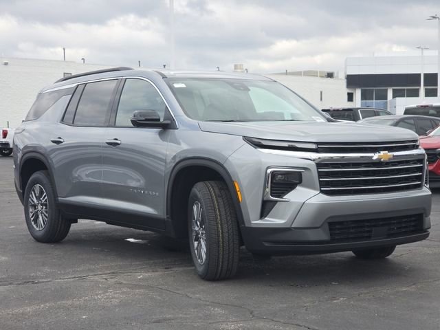 New 2026 Chevrolet Traverse LT w/ Driver Confidence Package FWD image 18