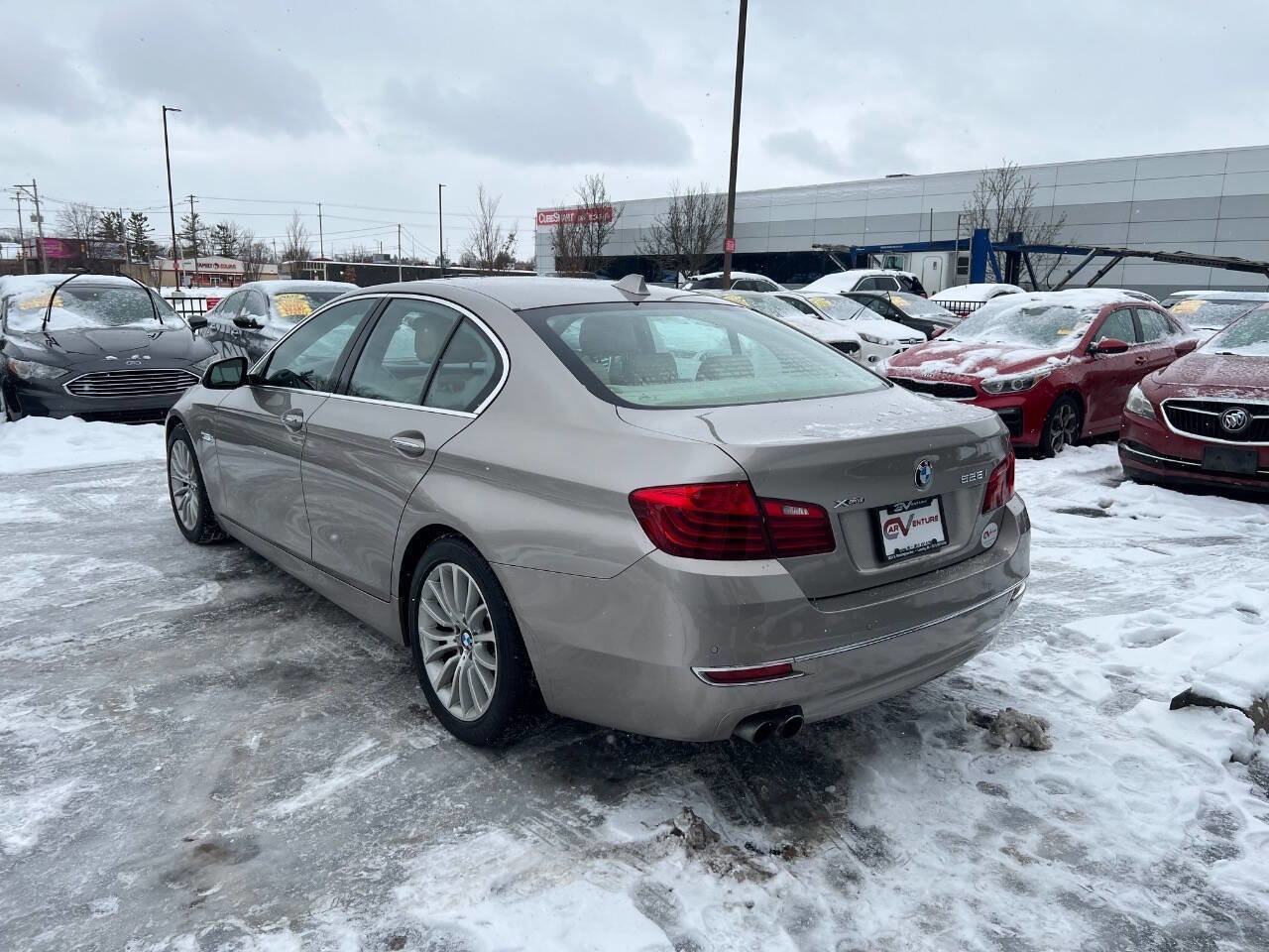 Used 2015 BMW 528i xDrive Sedan image 4