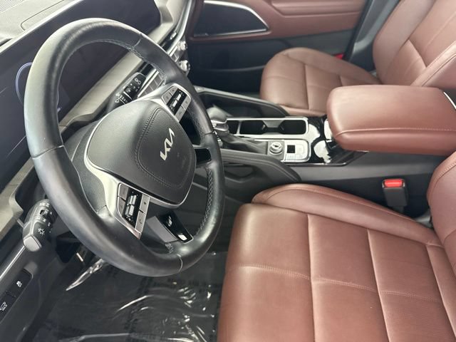 Certified 2024 Kia Telluride SX w/ Towing Package AWD/4WD image 22