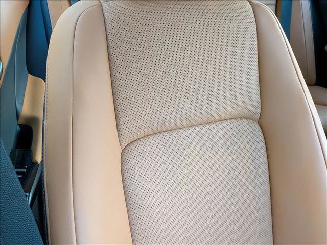 Used 2023 Lexus IS 300 w/ Comfort Package RWD image 17