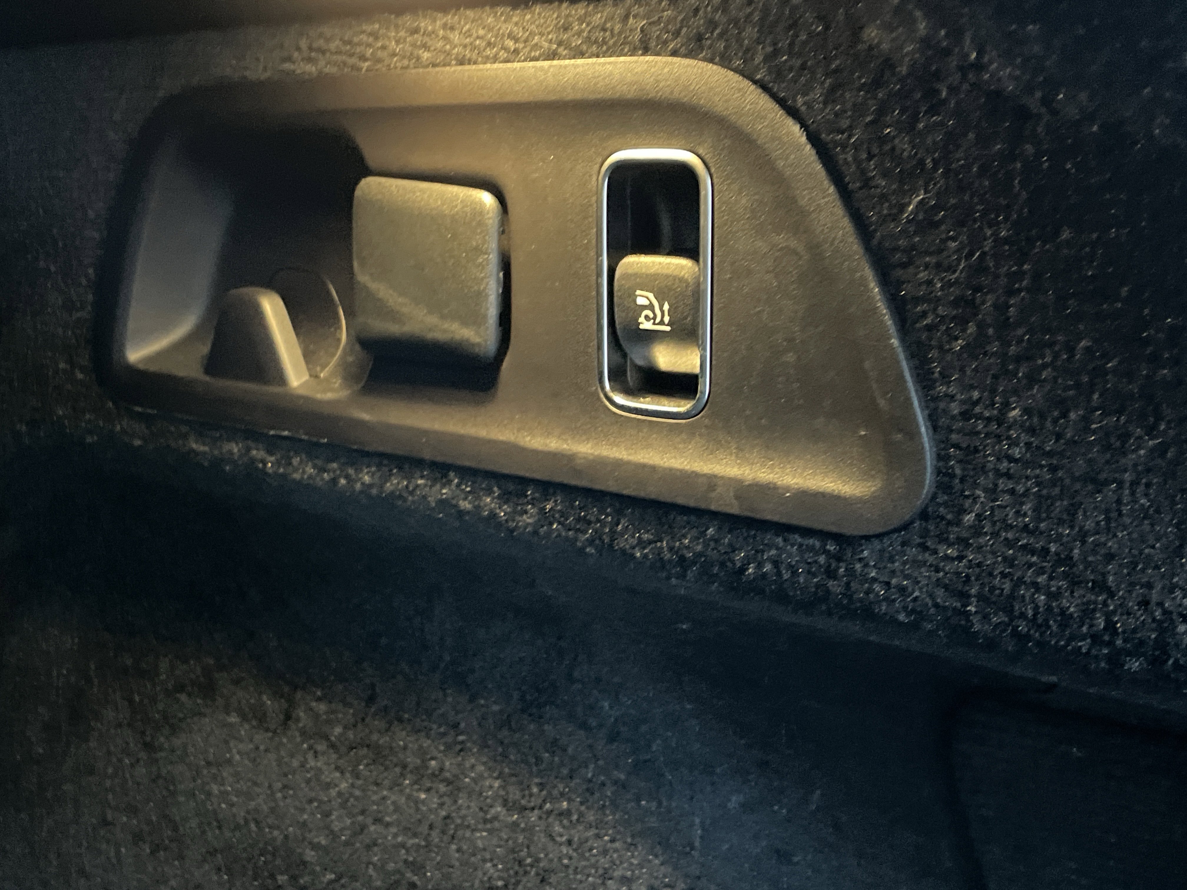 Certified 2024 Mercedes-Benz GLE 53 AMG 4MATIC Coupe image 11